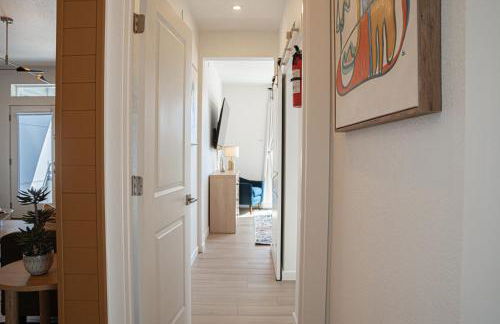 Brand New, Cozy & Modern Condo - Dogs Welcome - Foto 9