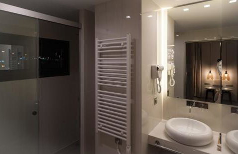 LAVRIS City Suites - Foto 96