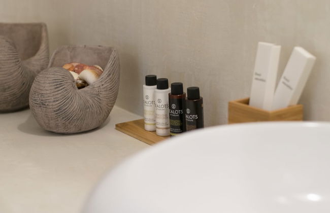 Stoa Cave Villas - Photo 54