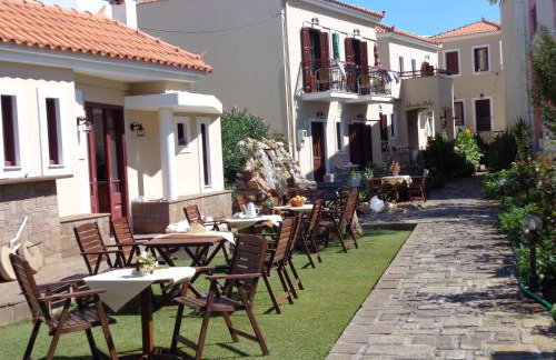 Niki Studios Sea - Front - Photo 1