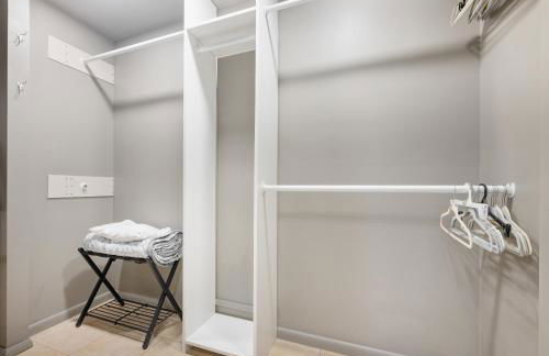 Heated Pool with Lanai- 10min from Beach- Lots of amenities - Foto 24