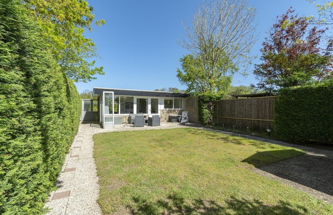 Welcoming Bungalow With Garden - Foto 20