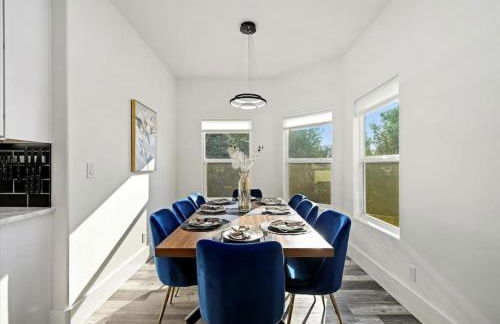 Private Oasis On 2 Acres with Indoor Pool and Theater - Foto 15