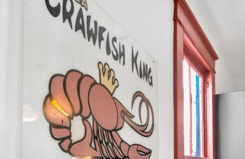 Bywater 2BR Shotgun w Backyard Near FQ - Foto 36