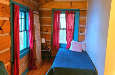 Grandpa Dans Cabin Mtn River view 34 acre retreat - Foto 8