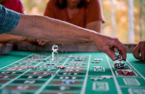 Karolina Rose- Luxury Cabin w/ Hot Tub + 1-UTV - Foto 16