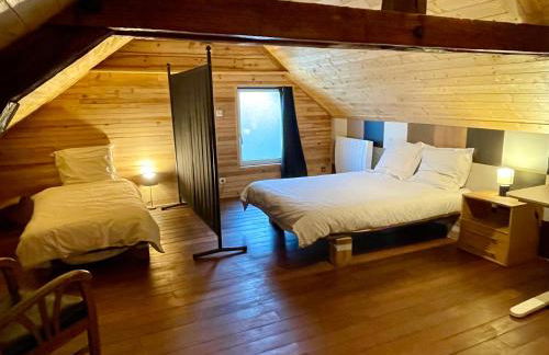 A6 Parking Wifi 1 chambre 3 lits, 1 canapé lit 2 à 6 personnes Réduc à la semaine ou mois - Foto 1