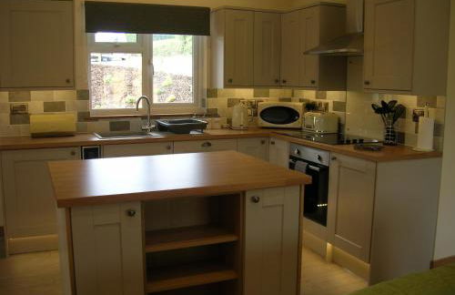 Woodland Lodge Hot Tub Sleeps 6 - Photo 7