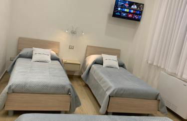 NEAR AIRPORT LAMEZIA apartment - Photo 8