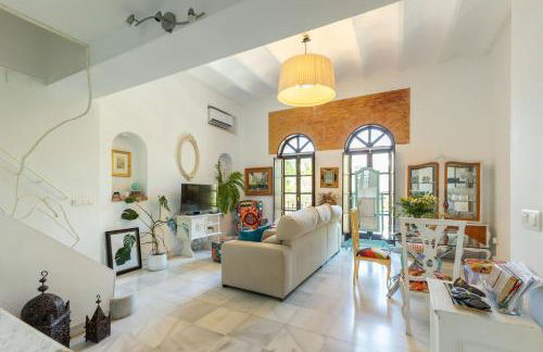 Charming 2 Bedroom Boutique Triplex Apartment with Private Terrace at Seville City Center by OCityzen - Foto 8