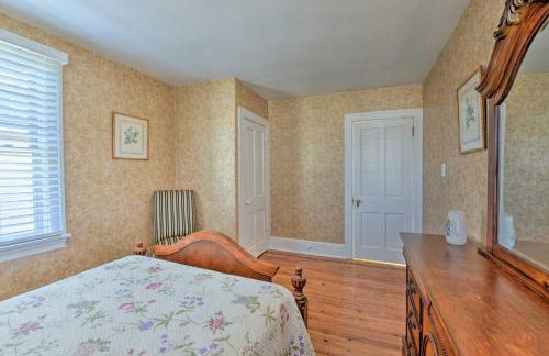 Striking Cape May Getaway, Steps From the Beach! - Foto 24