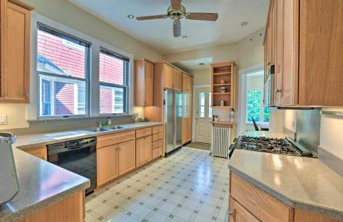 Classic Oak Park Home, 11 Mi to Downtown Chicago! - Foto 8