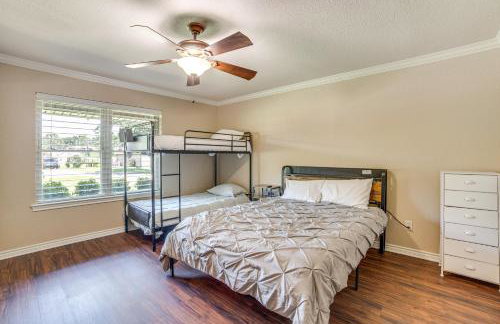 Waterfront Retreat with Dock on Cedar Creek Lake! - Foto 16