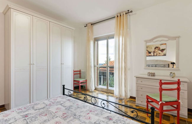 Belvilla by OYO Pleasant Apartment With Courtyard - Foto 5