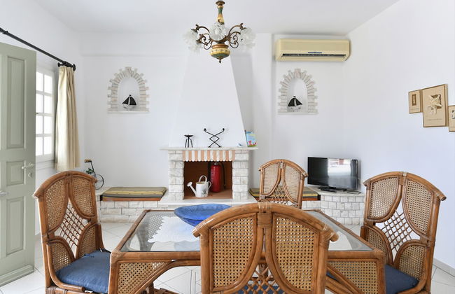 Hara Studios and Apartments - Photo 54