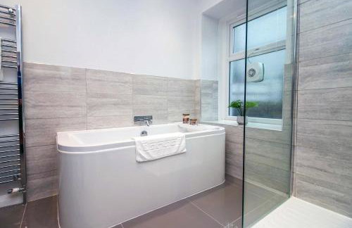 River View Large House In Afan Forest Bike Park By STAE-Homes - Foto 19