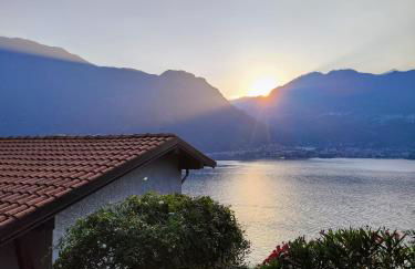 LAGUNA BLU - Villa da sogno con idromassaggio panoramico sul Lago di Como - Foto 53