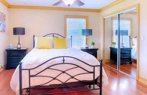 On The Water! Sleeps 12! 2 King Masters, Golf, Fishing, Bbq, Pool, Spa, Pvt Yard - Foto 35