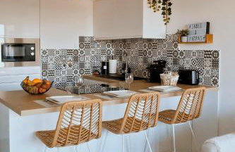 Sable & Pampas - Meublé de Tourisme 5 étoiles - Vue Panoramique & Terrasse - Climatisation - Plage à 200m - Foto 16