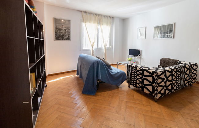 Sitito Escribano Apartment - Photo 63