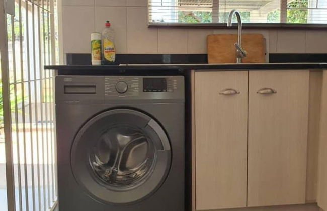 Immaculate 3 Bedroomed Guesthouse in Ilanda - 2041 - Foto 25