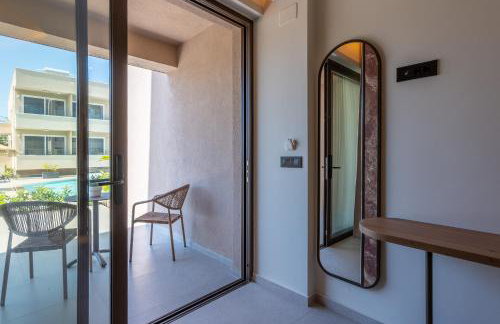 Stella Maria Hotel & Suites - Photo 32
