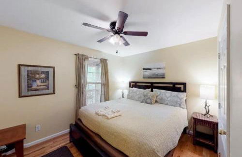 Scenic Solitude at Cabins in the Clouds - Foto 8