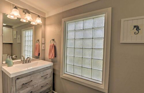 Walk to Beach and State Park! Bungalow in Galveston - Photo 15