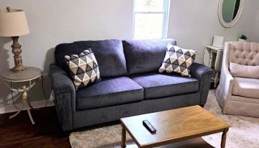 Pet Friendly Group Getaway with Grill and Deck - Foto 3