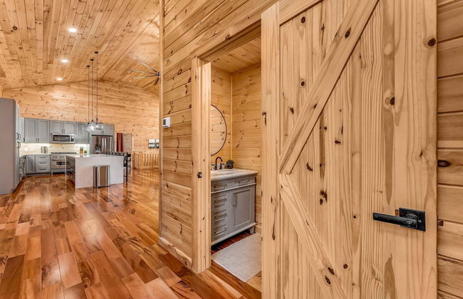 Grand Timber by Avantstay Indoor Pool Sauna Sports Court Game Room More - Foto 24