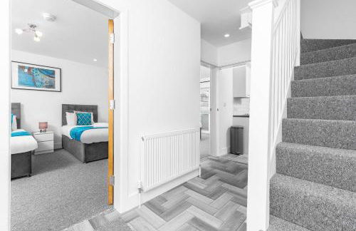 5 Bedroom House - 10 Guests - Multiple off Street Parking - Garden - Smart TV - WIFI - Contractors - Families - Groups - Top Rated - 98Q - Photo 67