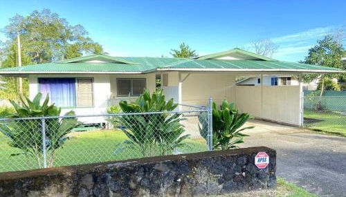 THE HILO HOMEBASE - Charming 3 Bedroom Hilo Home, with AC! - Foto 2