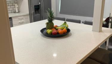 Family 4BR Home 15 min to Disneyland & Beach - Foto 4