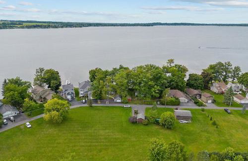 Beautiful Waterfront House in Owasco Lake - Foto 26