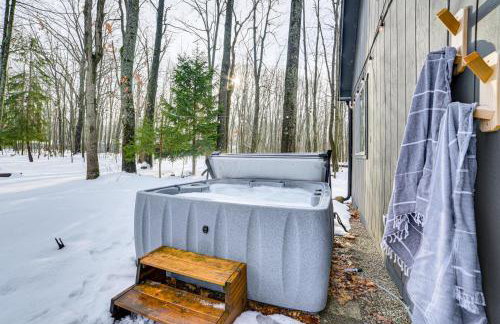 Roscommon Chalet with Hot Tub Near Higgins Lake! - Foto 19