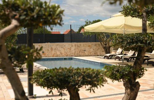 Villa Tina with Swimming Pool, Tennis court, Games room, Sauna, Gym, BBQ - Foto 27