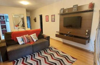 Apto espaçoso e completo próximo à Maria Fumaça - Foto 1