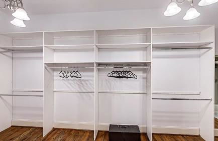 Lakefront Home Private Dock, Tiki Bar, Firepit Shore to Please by Avantstay - Foto 63