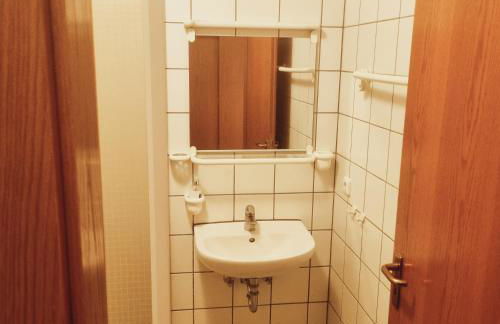 2x Einzelbetten - Gästezimmer - 11min von Gießen Zentrum 8,4km in Fernwald - Foto 8