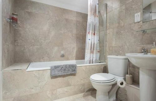 Stone's Throw - 2 Bed Apartment Centre of Falmouth - Foto 7