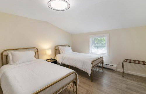 Fantastic retreat 5min from Village with media room, AC and sauna! - Foto 15