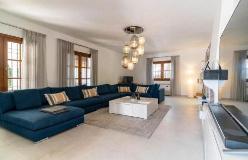 Gorgeous Home In Mijas With Wifi - Photo 4