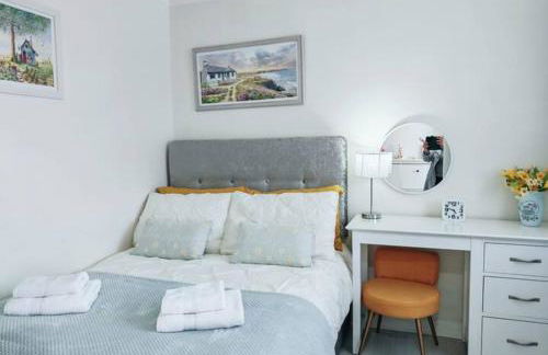 Fully accessible bungalow by the Beach - Photo 20