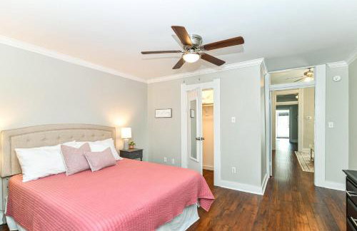 Cheerful 2-Bedroom Cottage in Downtown Noblesville - Foto 3