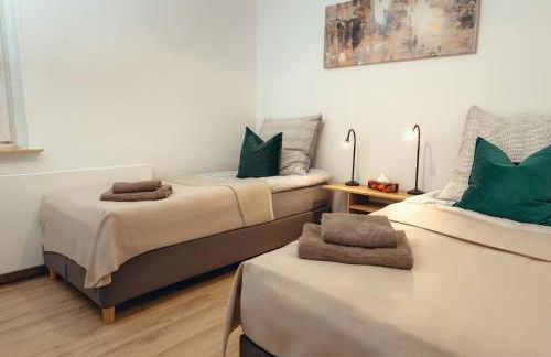 LGH2-4 Schlafzimmer, voll ausgestattet, WLAN, Balkon, self-check-in - Photo 4