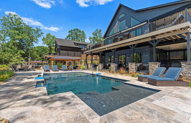 Blue Heron by Avantstay Lakefront, Dock, Pool, Theater Sleeps 22 - Foto 7