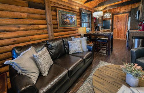 Cozy Lakefront Cabin on Lake Nantahala with Dock - Foto 24
