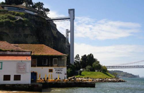 Big apt 4beds with terrace, 15 mins to Lisbon - Foto 44