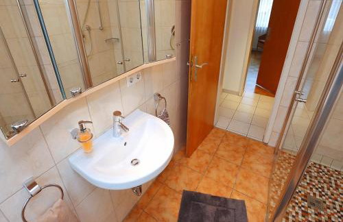 Cozy Apartment in Schwenningen With Garden - Foto 40