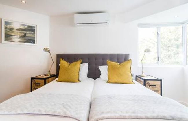 Beautiful Holiday Apartment Overlooking the Beach Modoco - Foto 18